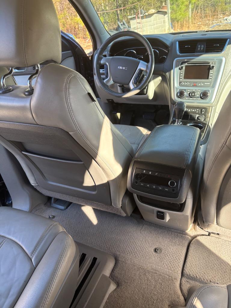 2015 GMC Acadia SLT1 - Photo 15
